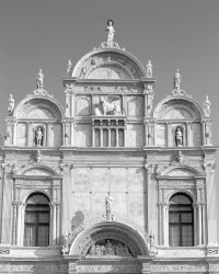 Santi Giovanni e Paolo, Ospedale, Facciata, Venezia, Italia
INFO