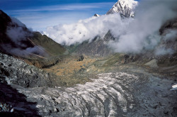 La Miristi Khola e il Ghiacciaio Annapurna Settentrionale, Nepal