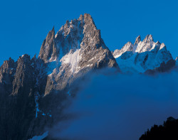 Aiguille des Grands Charmoz, Gruppo del Monte Bianco, Francia