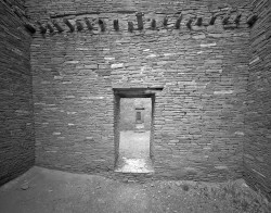 Chaco Canyon, Pueblo Bonito, Tre Porte, New Mexico, U.S.A.
INFO