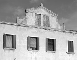 Facciata di una Casa, Sestiere di Castello, Venezia, Italia
INFO