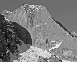 Pizzo Badile, Parete Nord-Est, Mattino, Svizzera
INFO