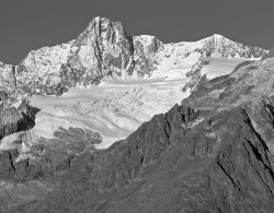 Aiguille des Glaciers, Gruppo del Monte Bianco, Italia
INFO