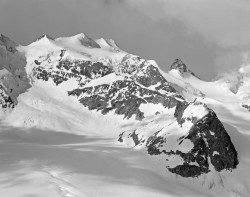 Bellavista e Crest'Aguzza, Mattina, Gruppo del Bernina, Svizzera
INFO